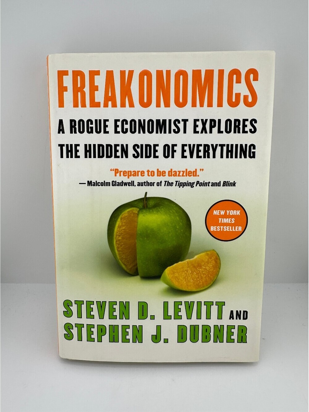 Freakonomics Levitt Dubner 2005 First Edition Hardcover